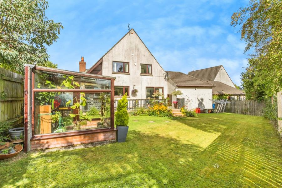 3 Orchard Gardens