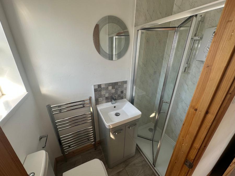 34 Cairndore Walk