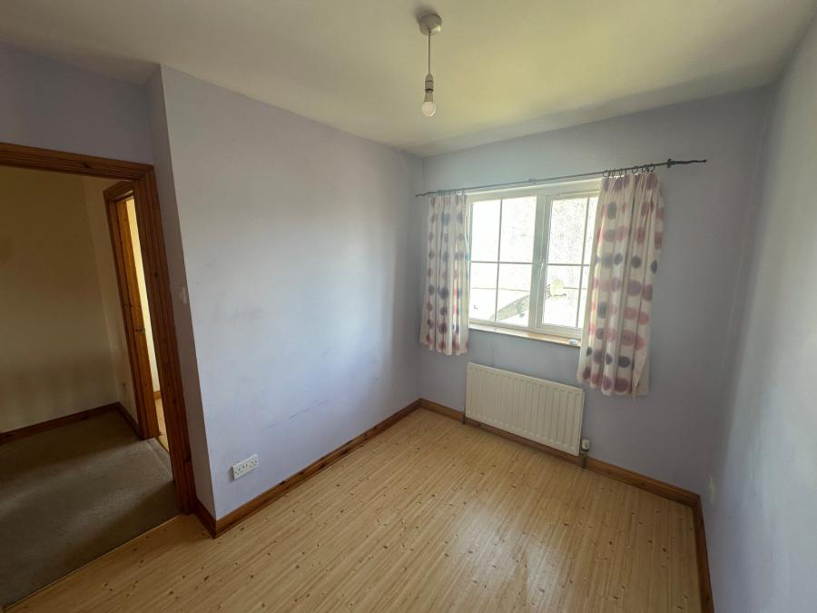 34 Cairndore Walk