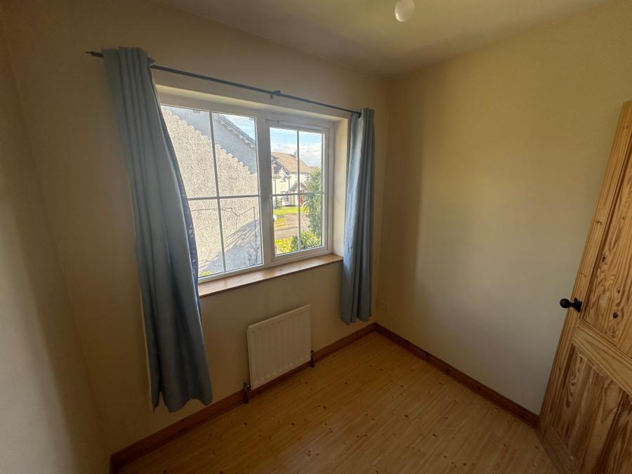 34 Cairndore Walk