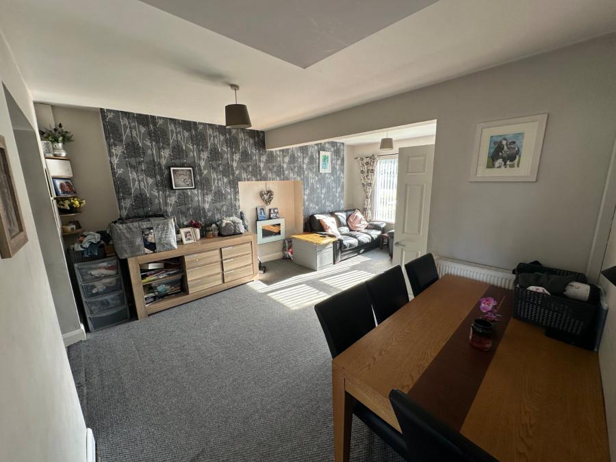 84 Donaghadee Road