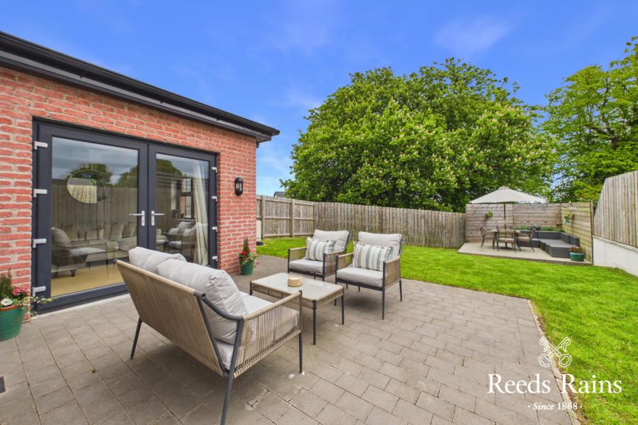 15 Mountpleasant Drive
