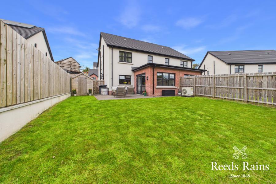 15 Mountpleasant Drive