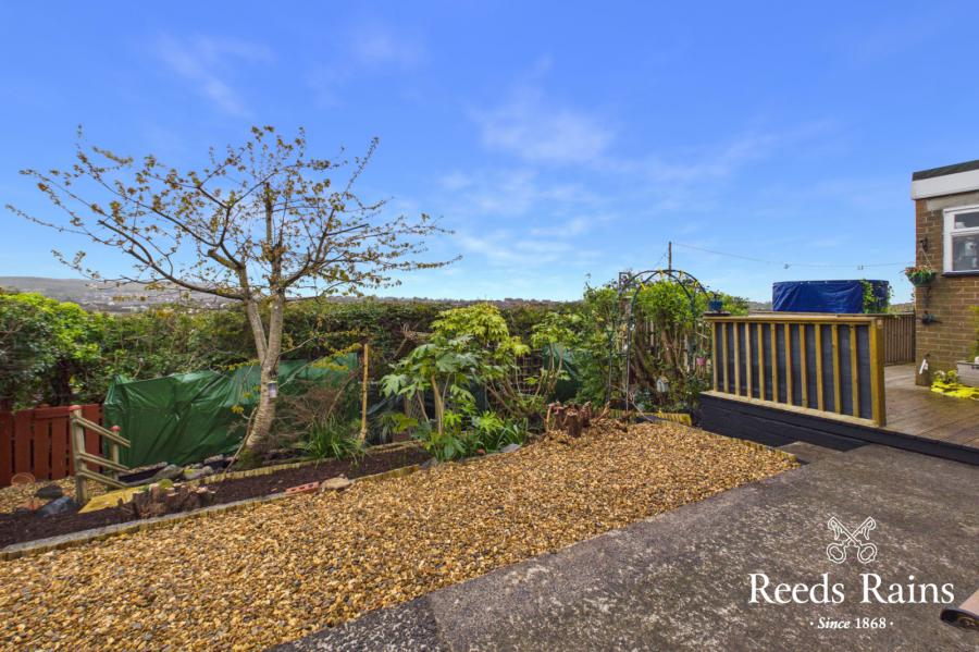 10 Abbeydale Gardens