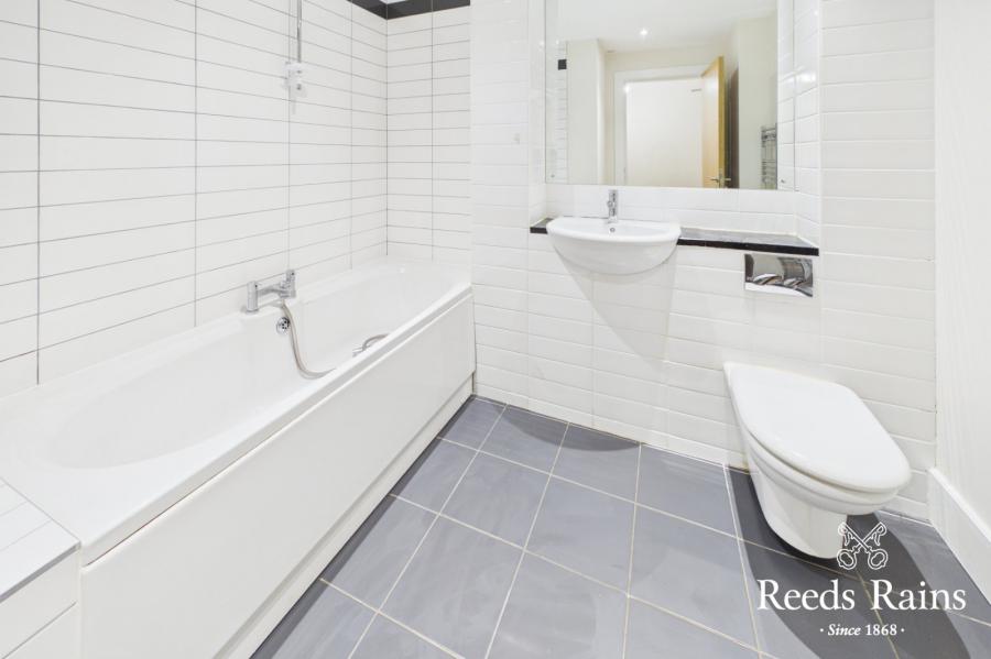 Apt 24 Newtown Building, 89 Frances Street