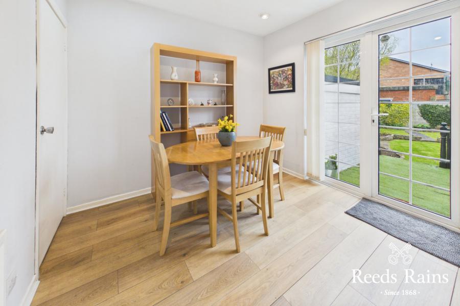 22 Victoria Crescent