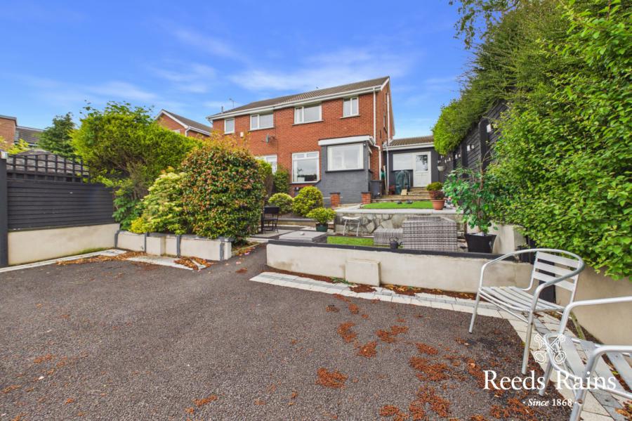 61 Rosevale Avenue