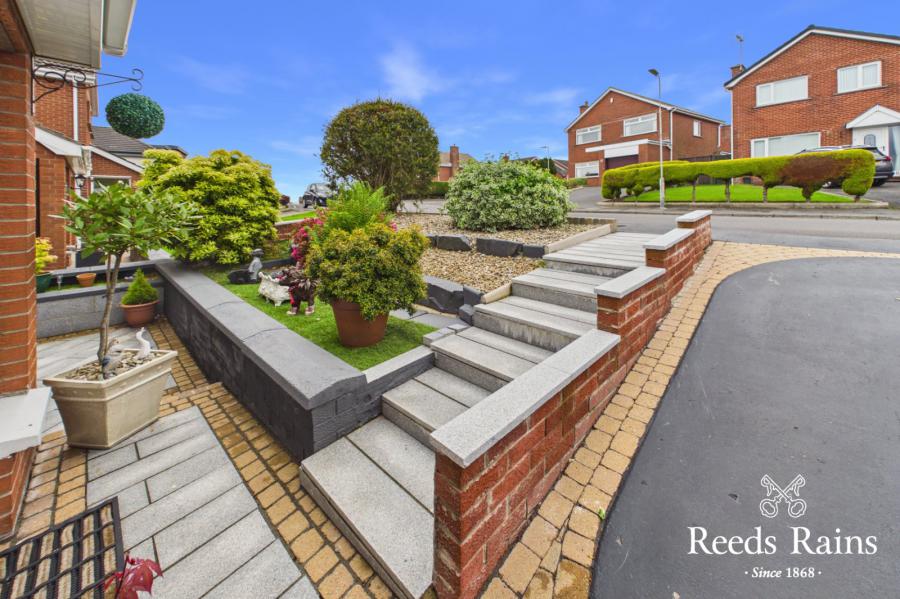 61 Rosevale Avenue
