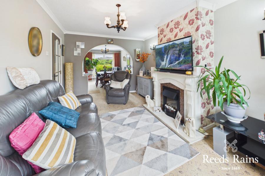 61 Rosevale Avenue