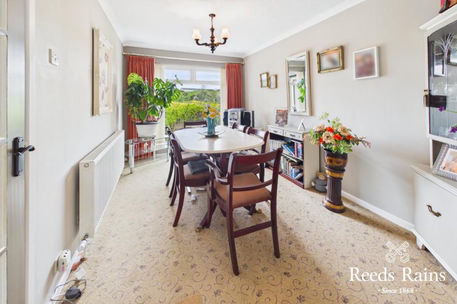 61 Rosevale Avenue