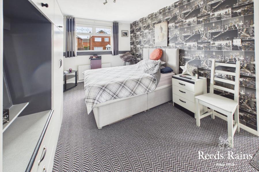 61 Rosevale Avenue