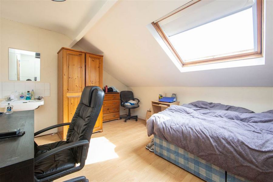 10 Stranmillis Street