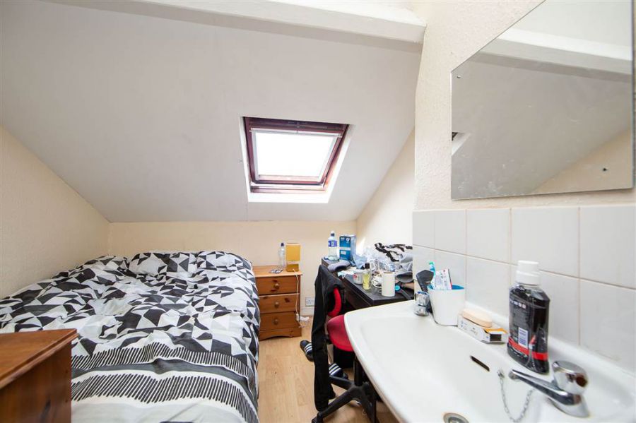 10 Stranmillis Street