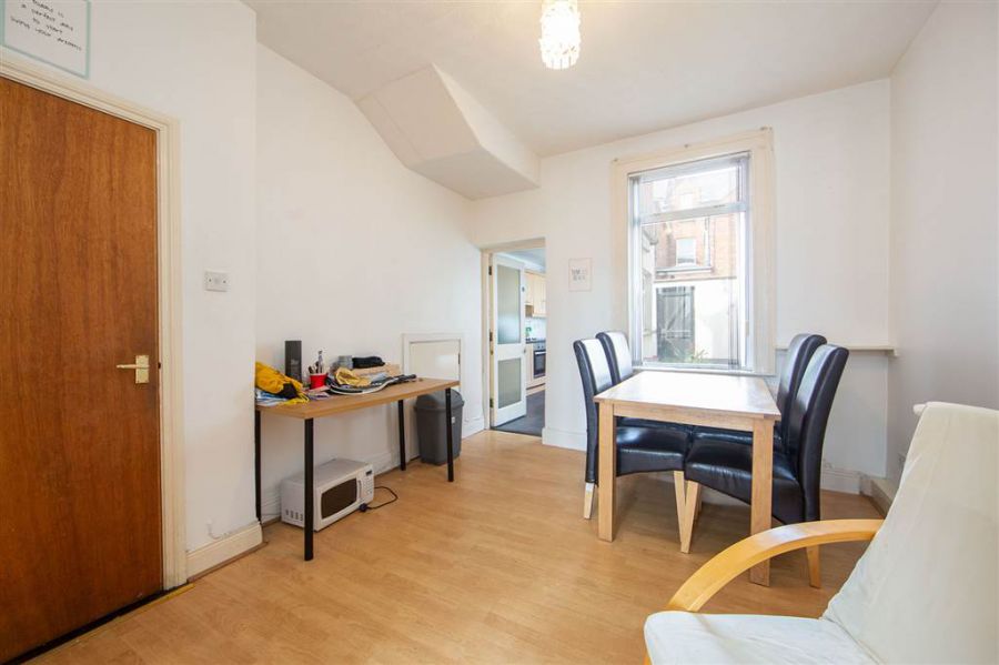 10 Stranmillis Street