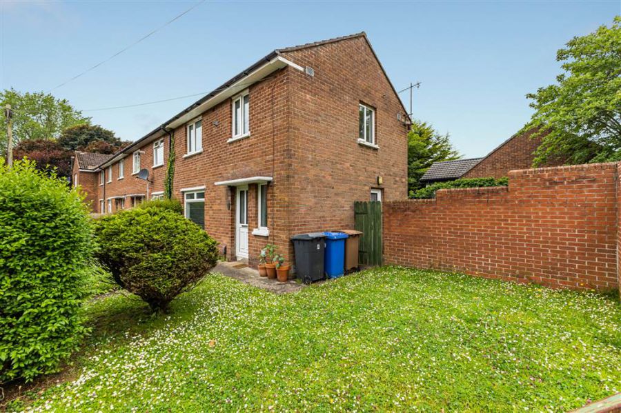 6 Annadale Drive