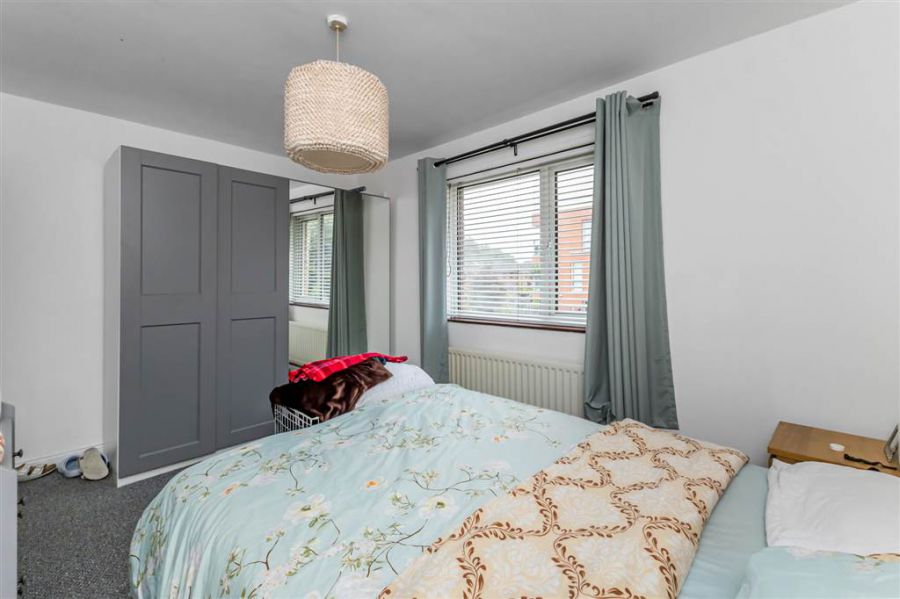 6 Annadale Drive