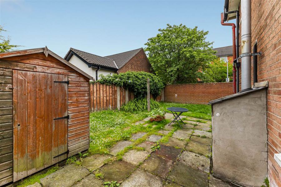 6 Annadale Drive