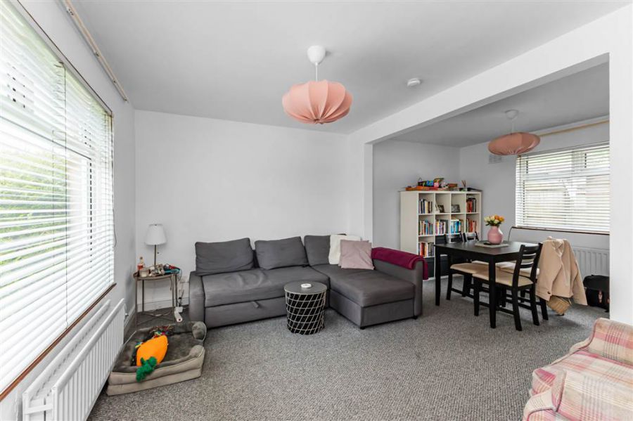 6 Annadale Drive