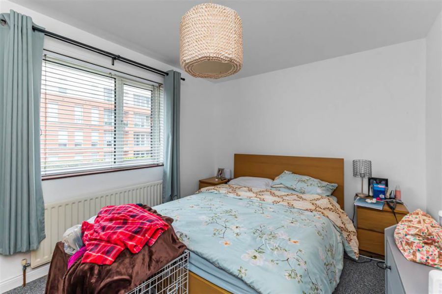 6 Annadale Drive