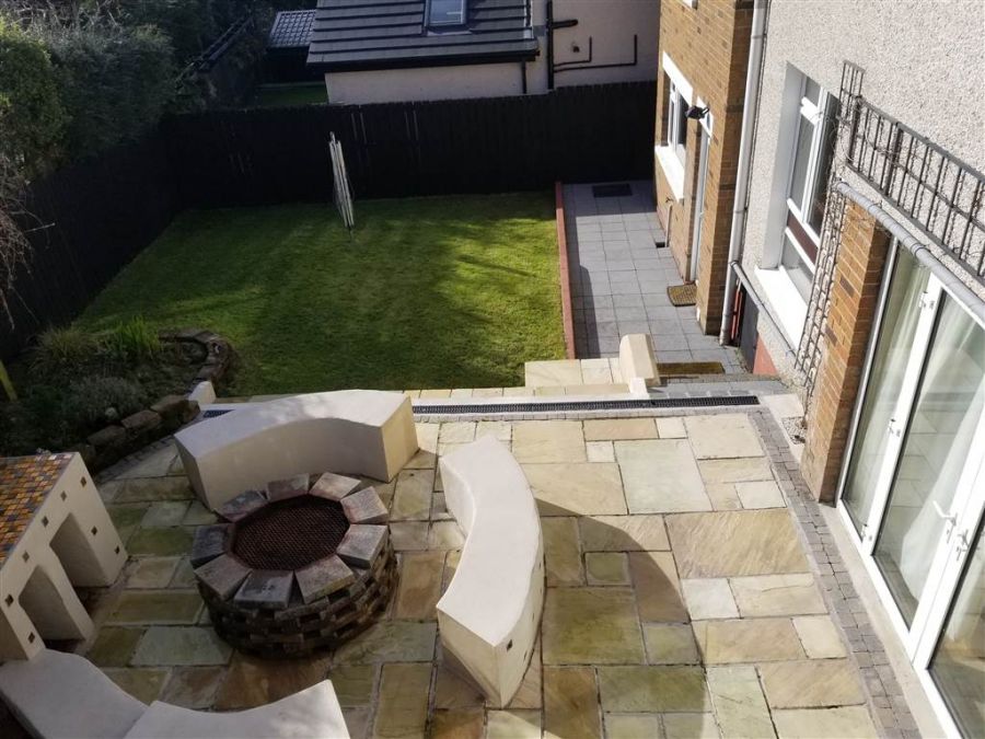49 Cliveden Crescent
