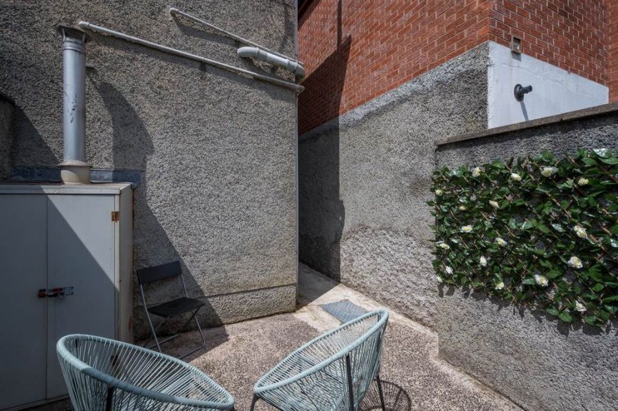 65 Sandhurst Gardens