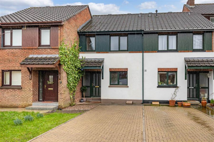 28 Upper Malone Park, Upper Malone, Belfast, BT9 6PP