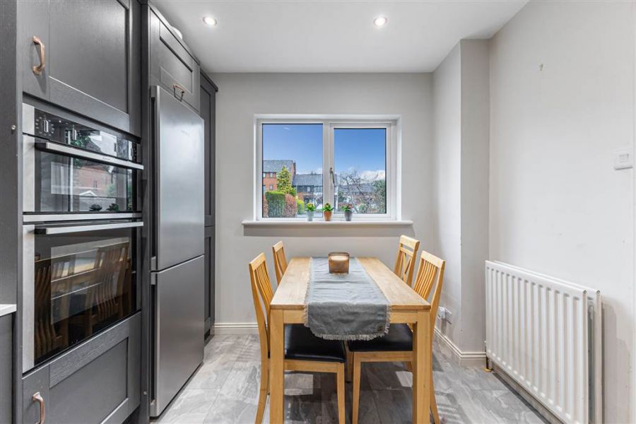 28 Upper Malone Park