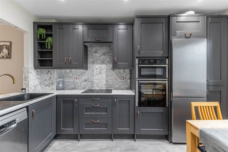 28 Upper Malone Park