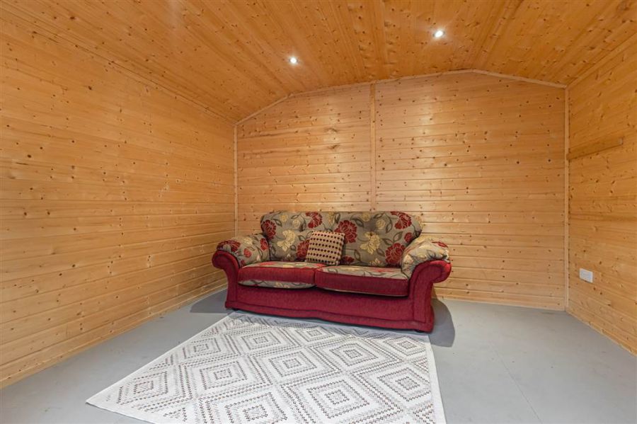 28 Upper Malone Park