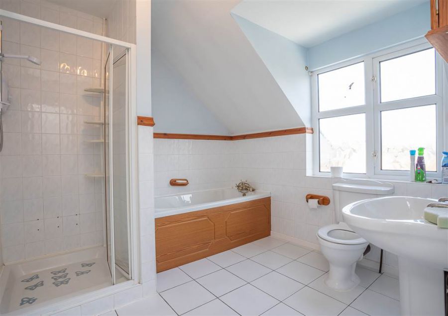 18 Greenwood Hill