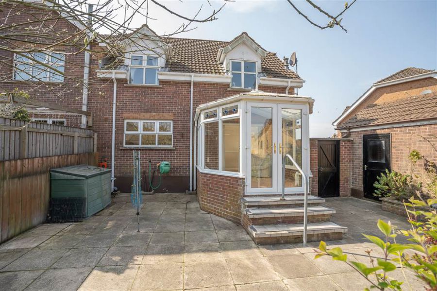 18 Greenwood Hill