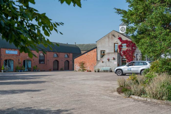 Coach House (1), 71a Flatfield Clocktower Cottages