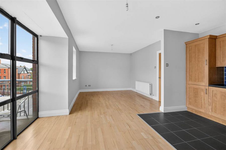 Osborne Building, Apt 4  717 Lisburn Road