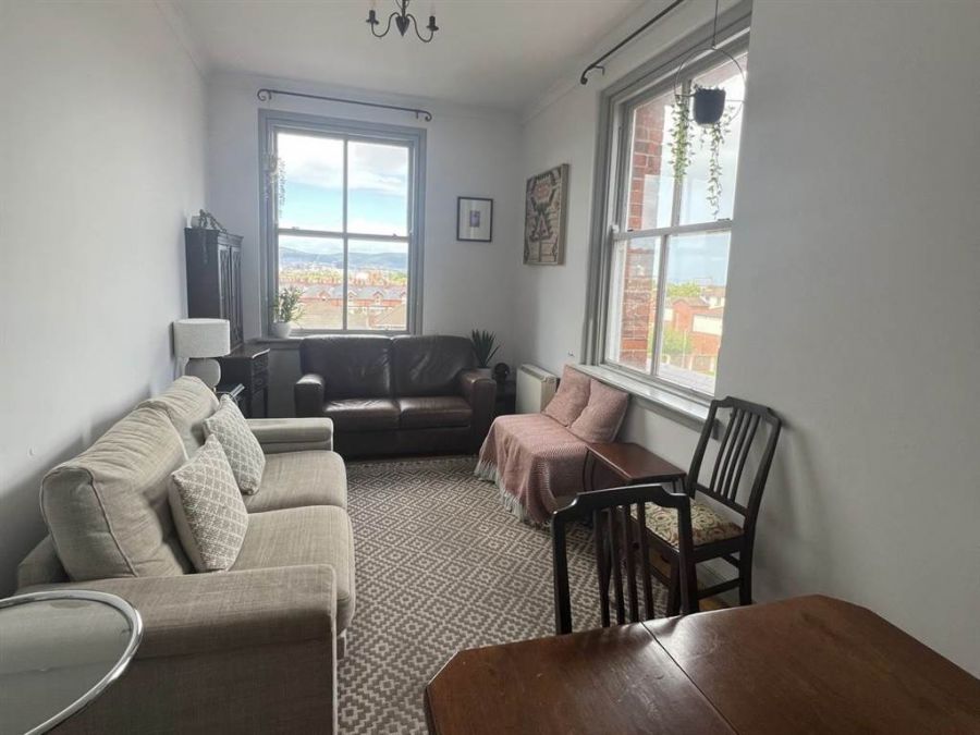 Apt 37 48 Rossmore Drive