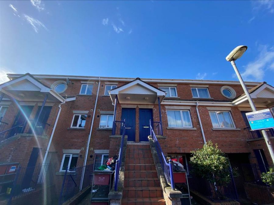 Apt8 Fitzwilliam Square,off rugby avenue, belfast, BT7 1JH