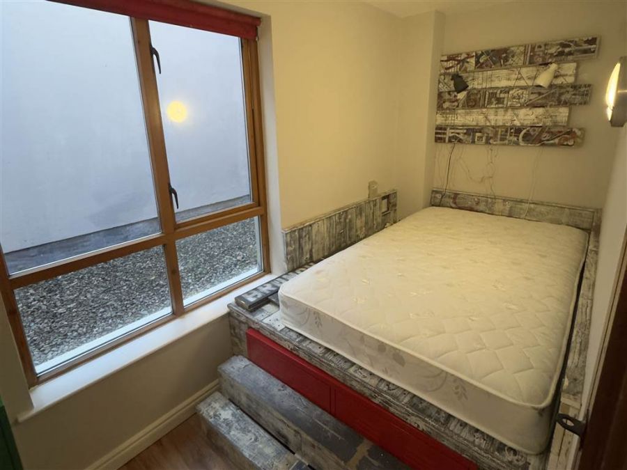 4, 1A Sandhurst Drive