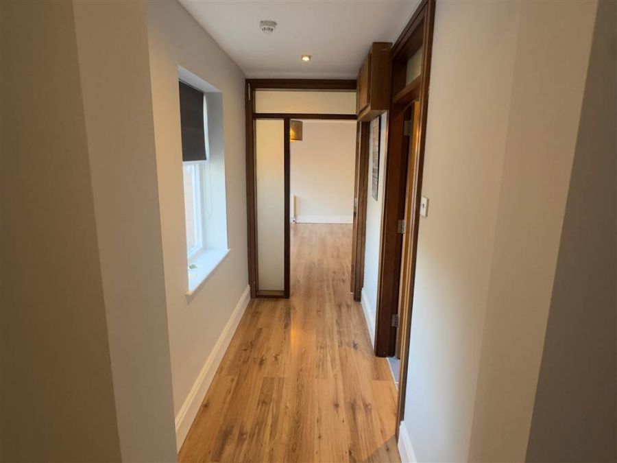 4, 1A Sandhurst Drive