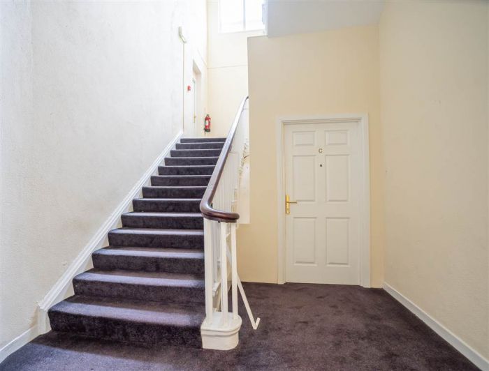 Apt C, Notting Hill Manor Apt C, Notting Hill Manor