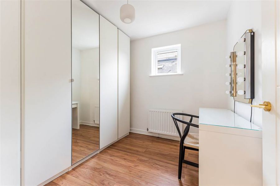 Apt 3 49 Ashley Avenue