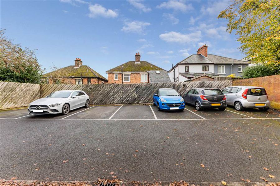 Apt 3 49 Ashley Avenue