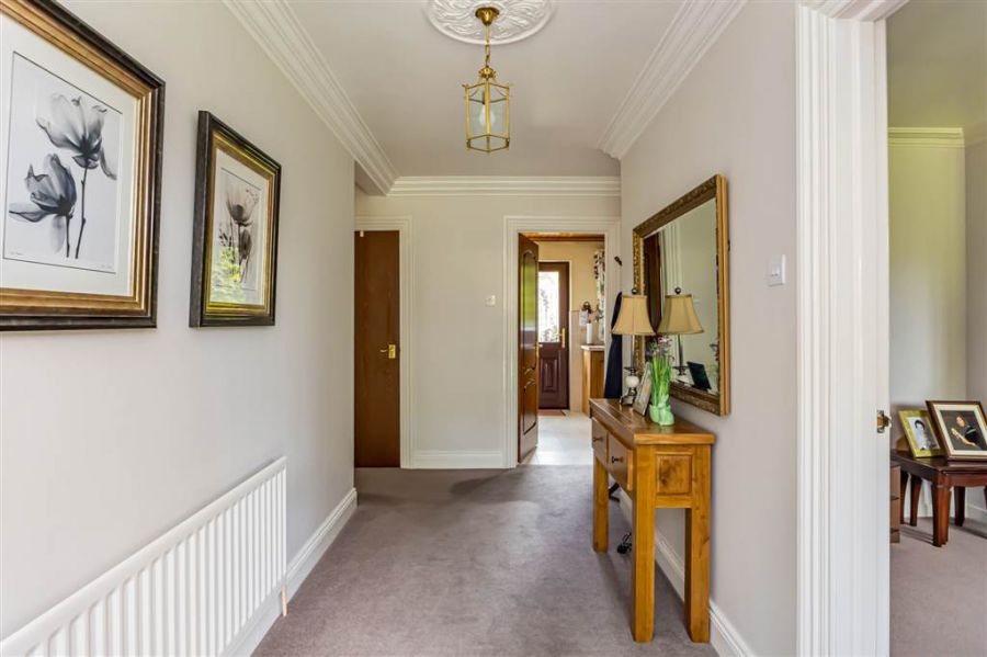13 Ardenlee Park