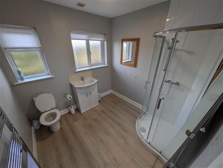 70 Sandhurst Drive 70 Sandhurst Drive