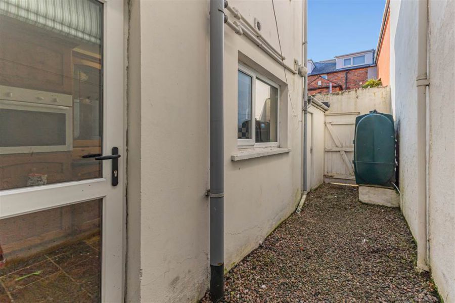 3 St Albans Gardens