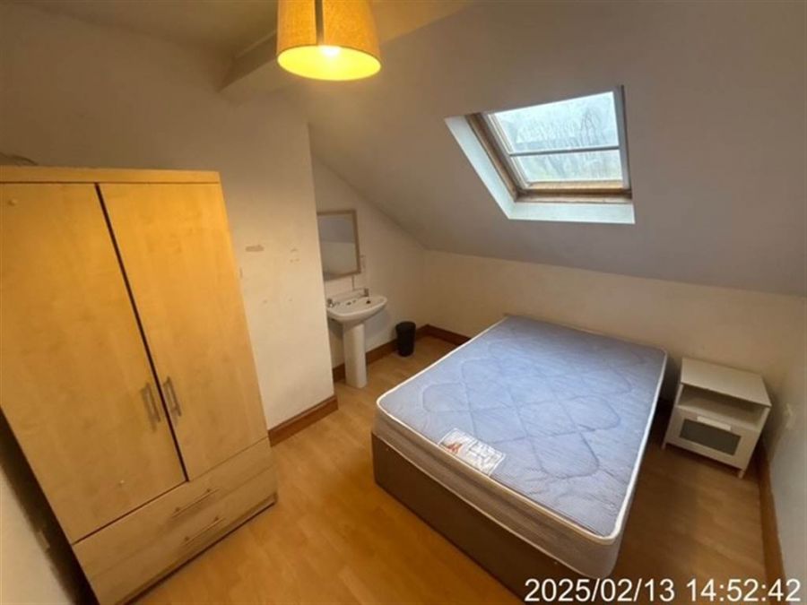 14 Rossmore Avenue