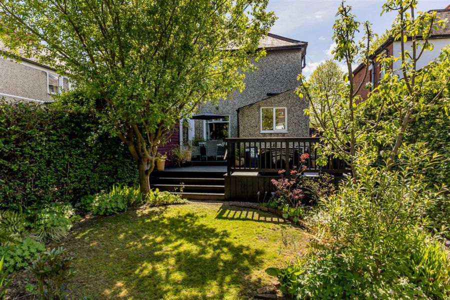372 Castlereagh Road