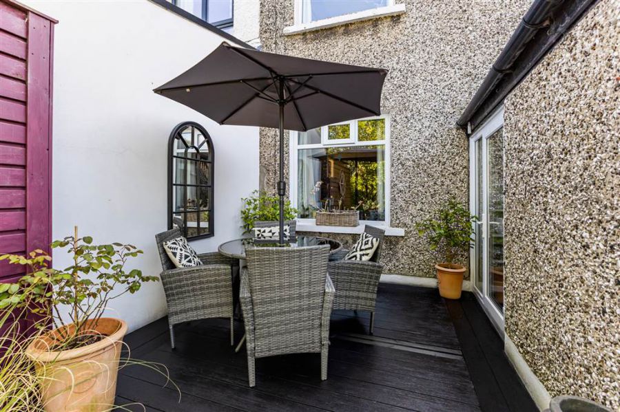 372 Castlereagh Road