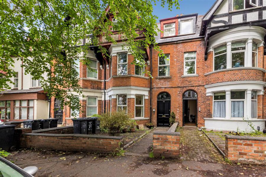83 Wellington Park
