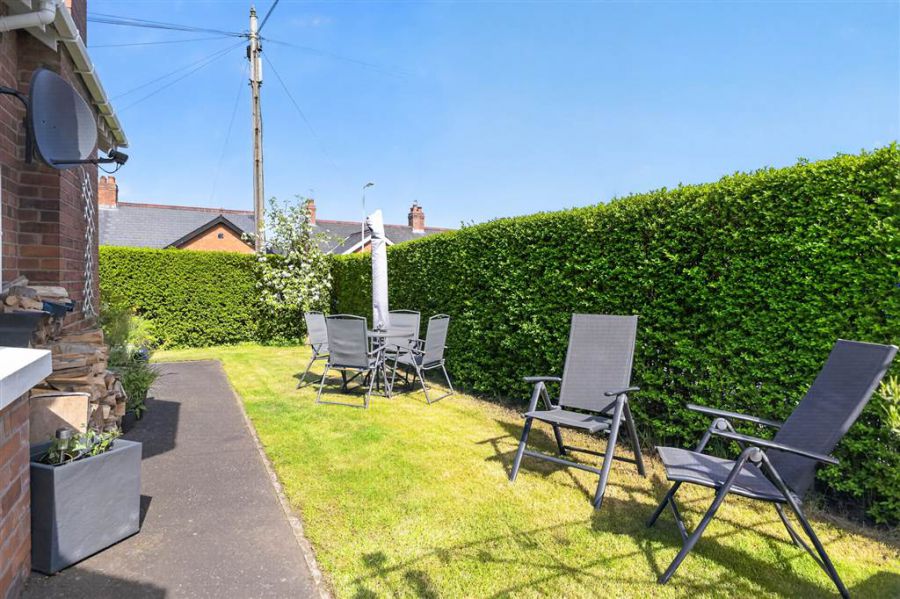 13 Prince Edward Park