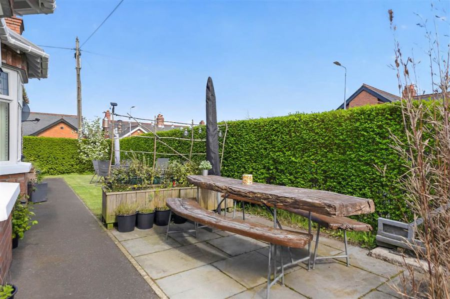 13 Prince Edward Park