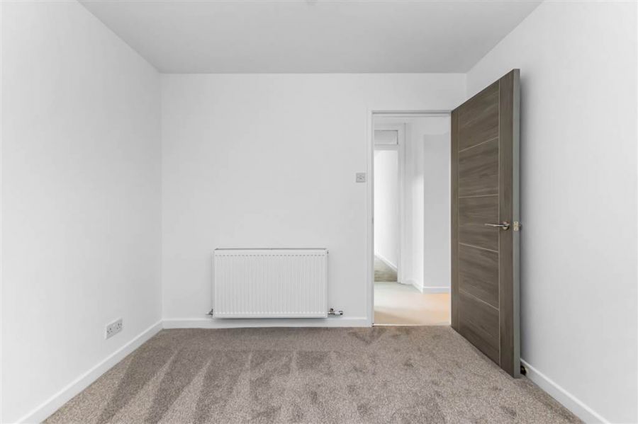 8c Stranmillis Court